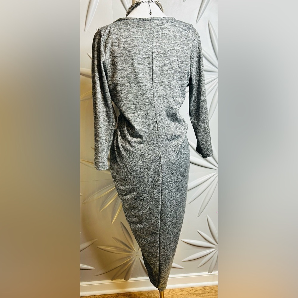 NWT The Vanity Room SZ L gray & white knot front dress, bust 36”-40” - Picture 7 of 10